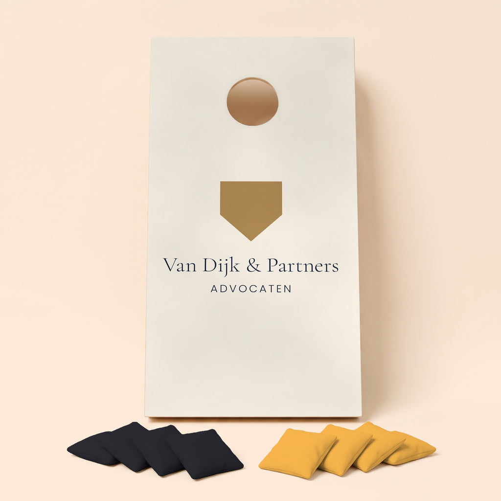 Cornholebord bedrijfslogo Van Dijk en Partners, los bord zonder zakjes