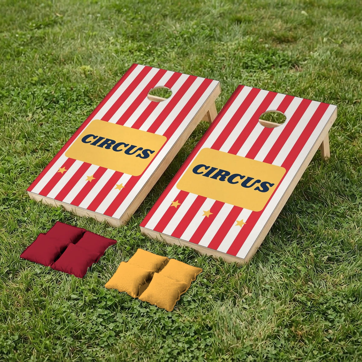 Cornholeset Circus op gras
