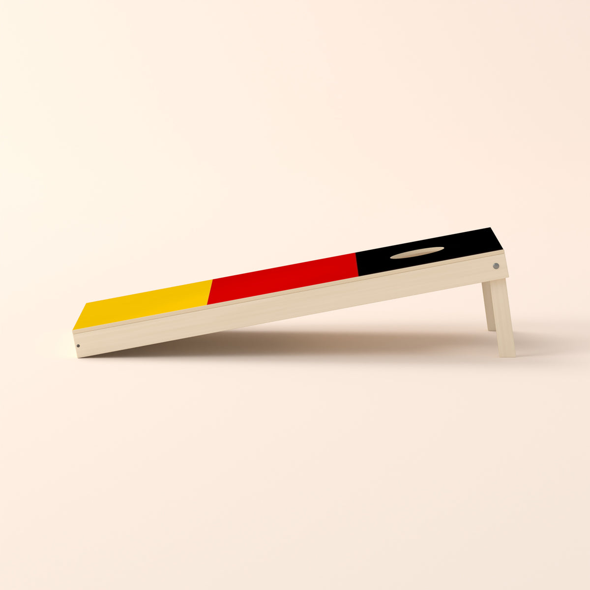Cornholebord Duitse vlag, zijaanzicht