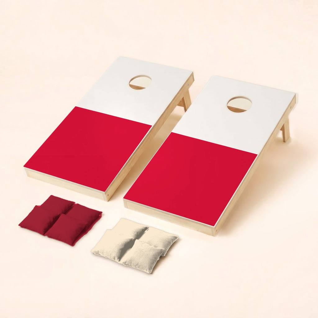 Cornholeset met Poolse vlag