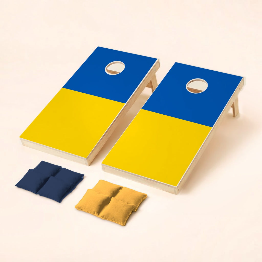 Cornholeset met Oekraiense vlag