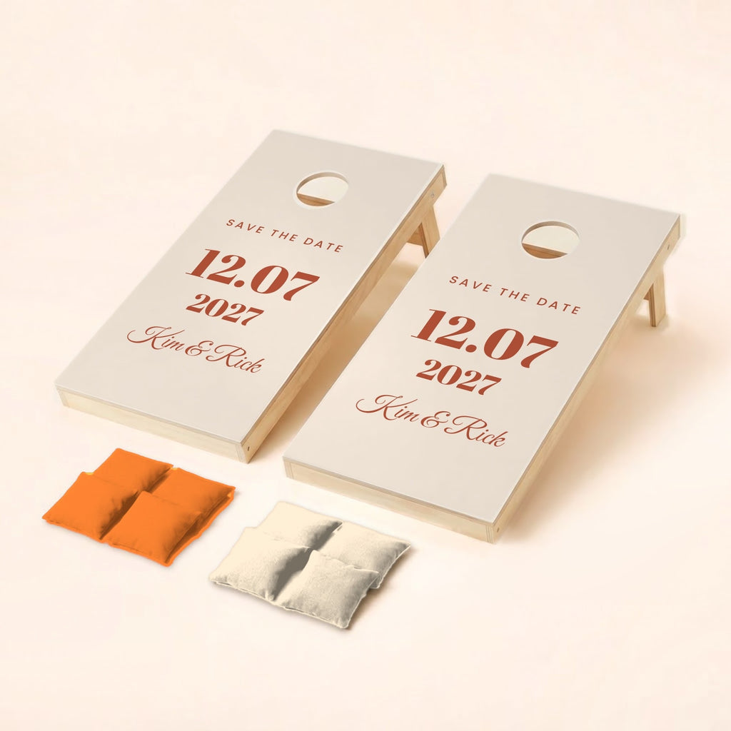 Cornholeset bruiloft Save the date